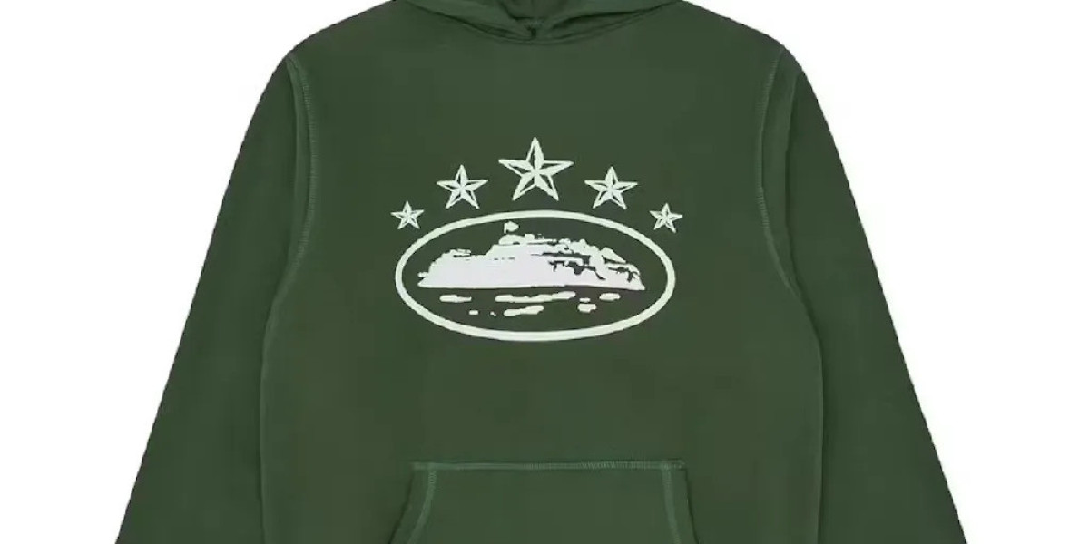 Corteiz Hoodie: The Symbol of Rebellion, Style, and Streetwear Supremacy