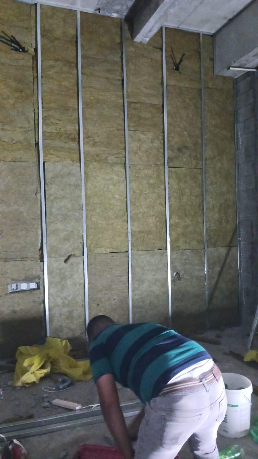 افضل 20 فنى عازل صوت ابواب الكويت 60673211 (خصم 40%) عازل صوت